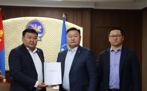 АЙМГИЙН 2026 ОНЫ ТӨСВИЙН ТӨСЛИЙГ ХУУЛИЙН ХУГАЦААНД ӨРГӨН БАРИЛАА